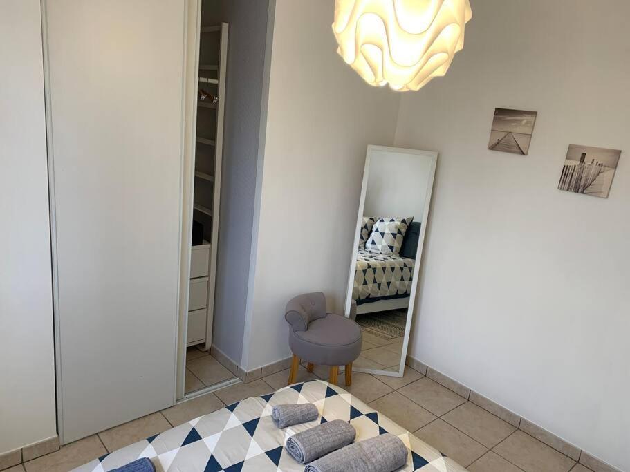 אברמס Gite 3 Etoiles Les Gourlines Avec Balneo, Veranda, Piscine Et Garage מראה חיצוני תמונה