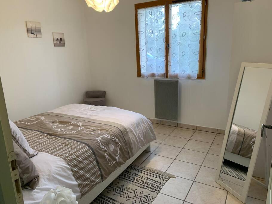 אברמס Gite 3 Etoiles Les Gourlines Avec Balneo, Veranda, Piscine Et Garage מראה חיצוני תמונה